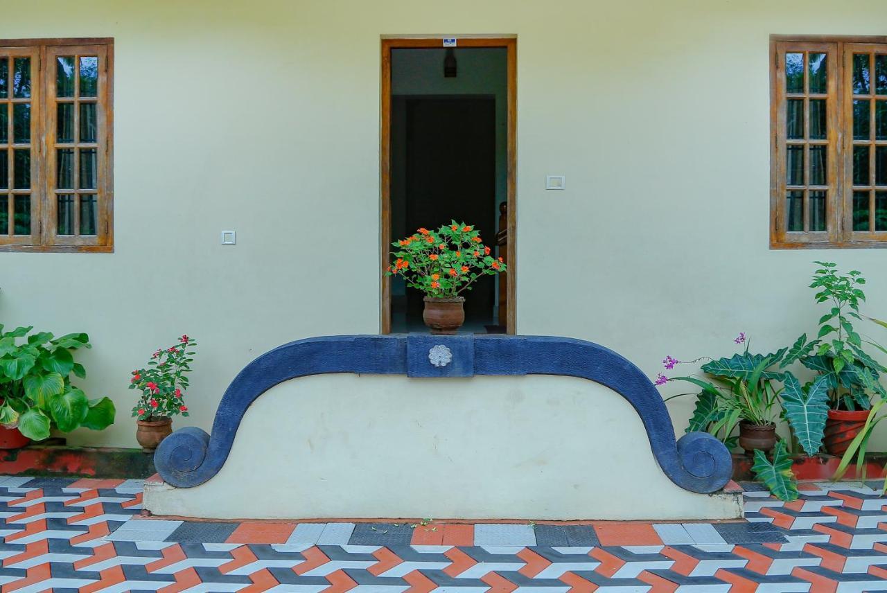 Отель La Exotica Варкала Экстерьер фото